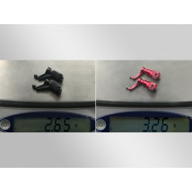 Main Blade Grip w/ Triple Bearing/Titanium Ball (RED) - BLADE 130X